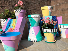 Load image into Gallery viewer, Close-up image 2 of the Happy Pots - VIBES, byFrolly
