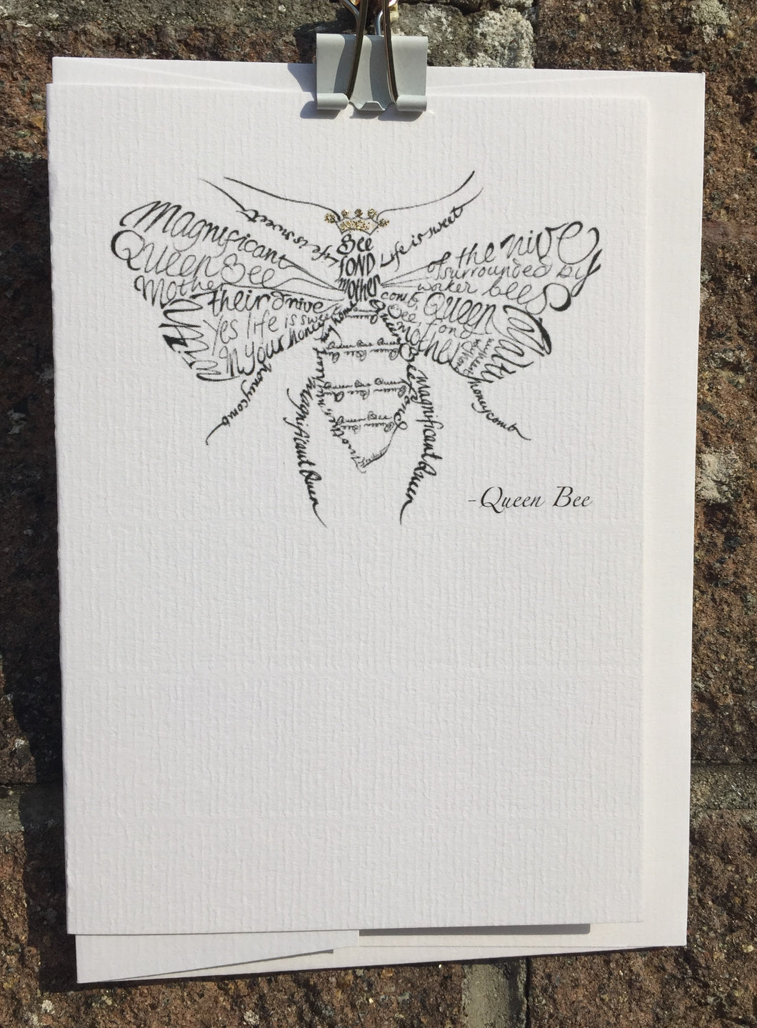 Queen Bee - Calligraphette, byFrolly
